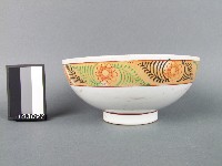 黃金釉彩繪花卉紋碗藏品圖，第1張