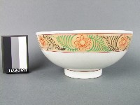 黃金釉彩繪花卉紋碗藏品圖，第1張