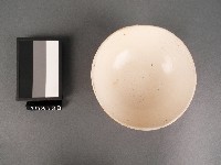 黃金釉紅綠彩花卉紋碗藏品圖，第2張