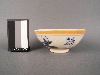 黃金釉彩繪壽桃囍字碗藏品圖，第1張