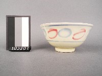 紅藍彩環圓紋碗藏品圖，第1張