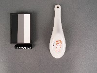 紅綠彩宮燈紋湯匙藏品圖，第3張