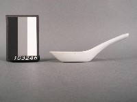 紅黑彩楓葉紋湯匙藏品圖，第2張