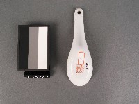 紅綠彩花卉紋湯匙藏品圖，第3張