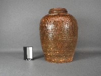 褐釉線紋甕藏品圖，第1張
