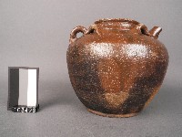 褐釉四耳茶壺藏品圖，第1張