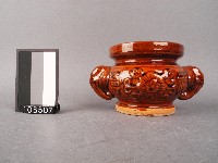 赤釉福壽字紋香爐藏品圖，第1張