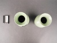 綠釉葡萄紋花瓶藏品圖，第2張