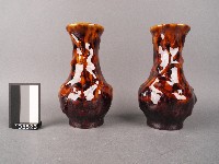 褐釉花瓶藏品圖，第1張