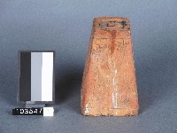 磚胎燭臺藏品圖，第1張