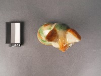 黃綠釉磁貓藏品圖，第2張