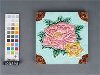 彩繪花卉浮雕磁磚藏品圖，第1張