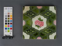 紅綠彩花卉幾何紋磁磚藏品圖，第1張