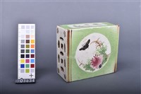彩繪花蝶鳥紋枕藏品圖，第2張