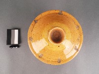 黃釉豬油罐藏品圖，第2張