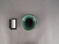 綠釉油燈藏品圖，第2張