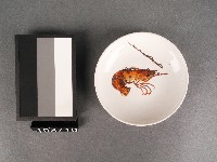 黑紅彩蝦紋碟藏品圖，第1張