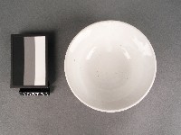 紅綠彩花卉葉紋碗藏品圖，第2張