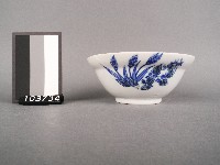 青花印花花卉紋碗藏品圖，第1張