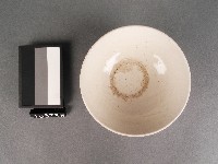 紅綠彩花卉紋碗藏品圖，第2張