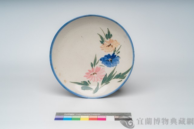 鶯歌手繪花卉盤藏品圖，第1張