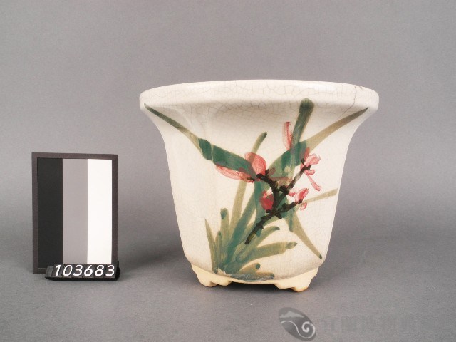 彩繪花卉紋花盆藏品圖，第1張