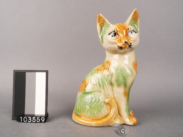 黃綠釉磁貓藏品圖，第1張