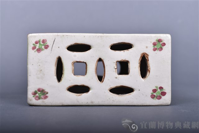 彩繪花蝶鳥紋枕藏品圖，第9張