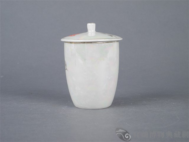 金彩紅釉壽字杯藏品圖，第7張