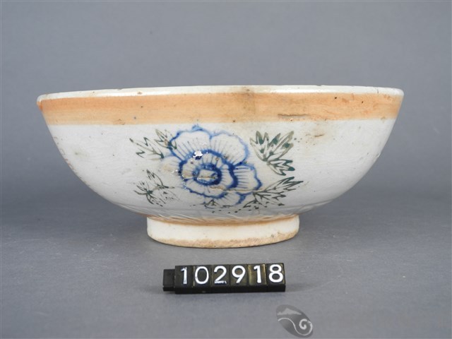 黃金釉青花綠彩花卉囍字碗藏品圖，第7張
