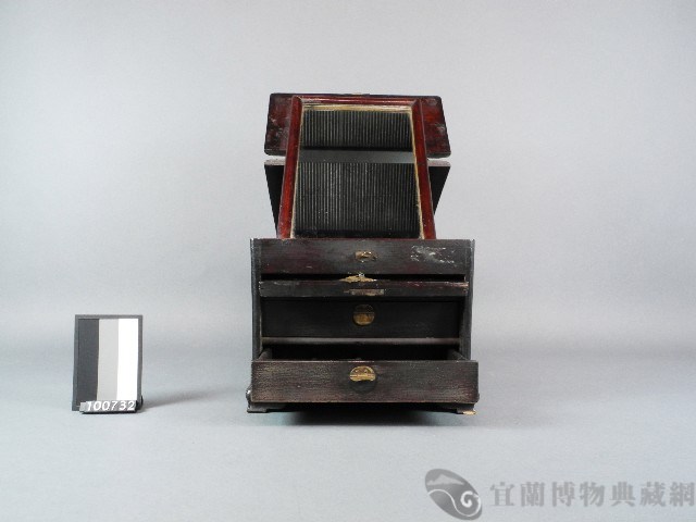 鏡台藏品圖，第3張