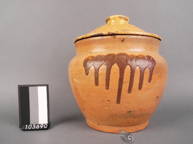 黃釉豬油罐藏品圖，第1張