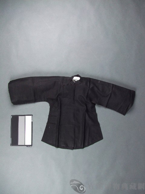 黑色素綢紫衫藏品圖，第1張