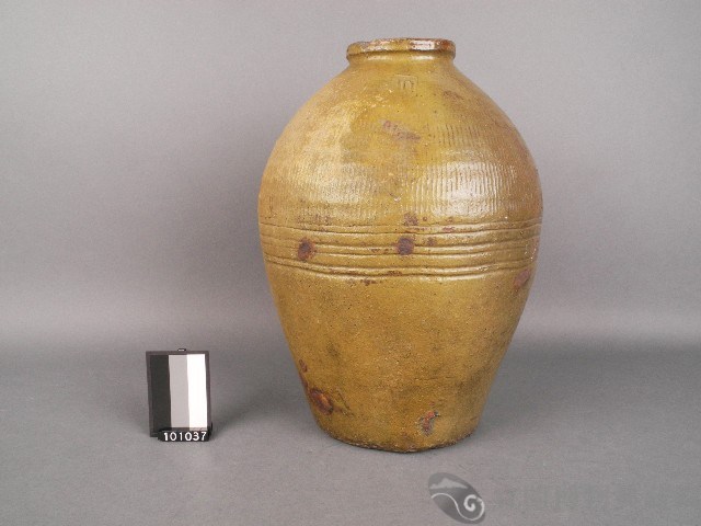 酒甕藏品圖，第1張