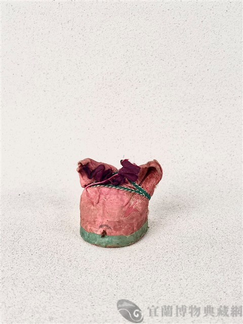 布袋仿虎頭巾藏品圖，第1張