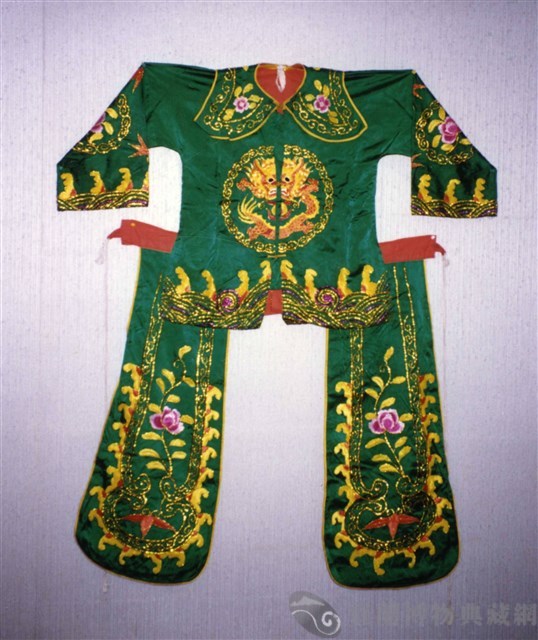 甲裙馬掛藏品圖，第1張