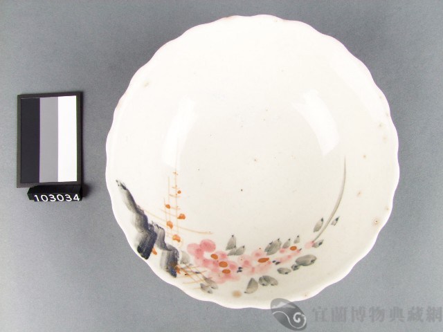 彩繪花卉紋碗藏品圖，第1張