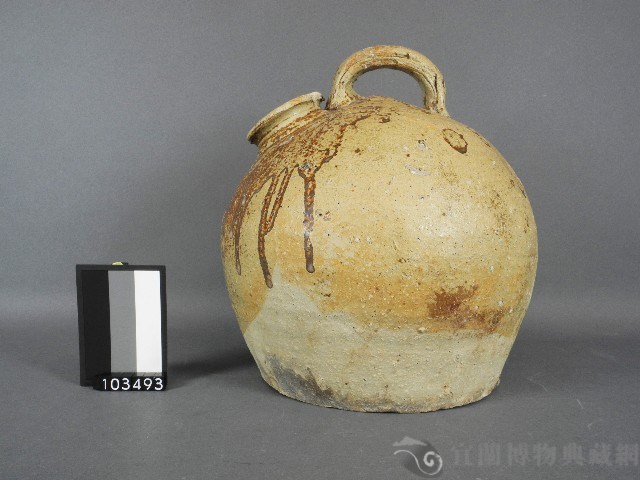 茶釉尿壺藏品圖，第1張