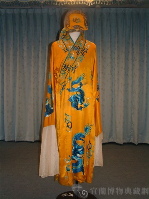 歌仔戲服藏品圖，第1張