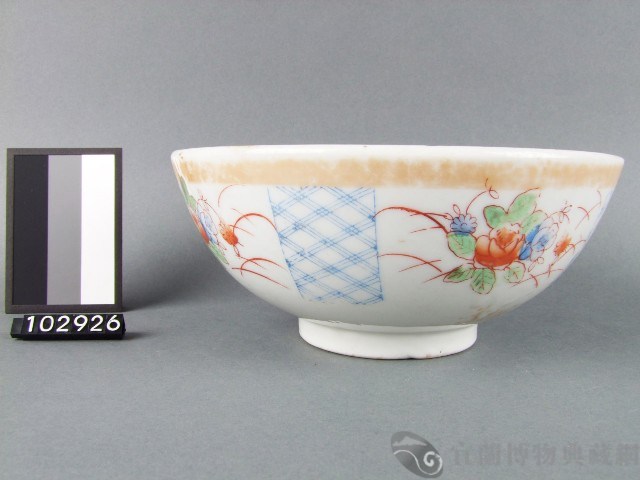 黃金釉彩繪花卉紋碗藏品圖，第1張