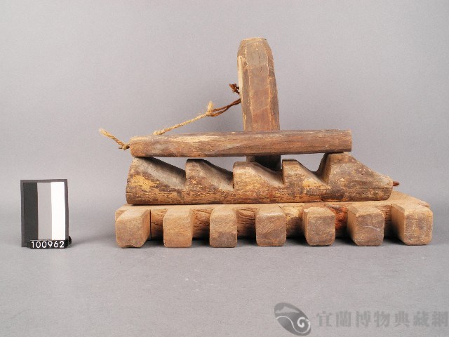 打草鞋工具藏品圖，第1張