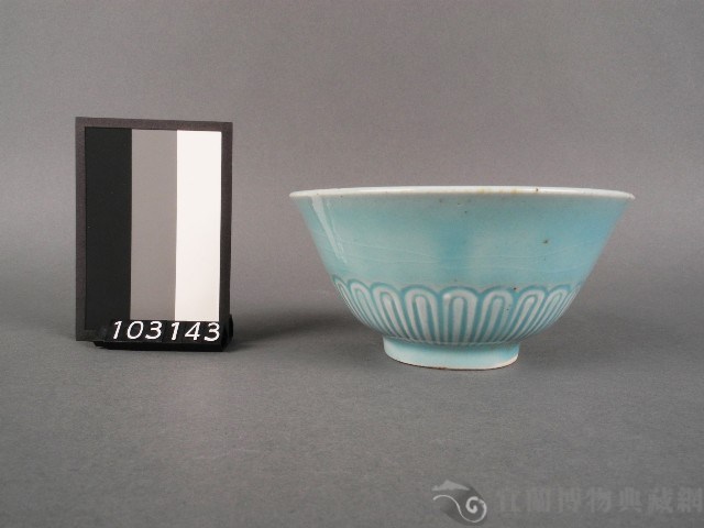 藍彩蓮花紋碗藏品圖，第1張