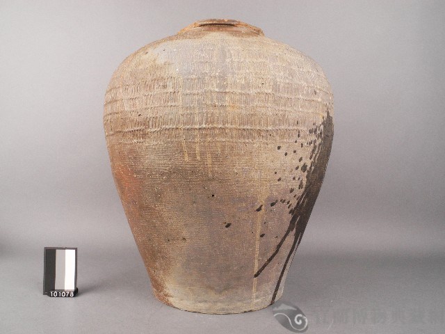 酒甕藏品圖，第1張