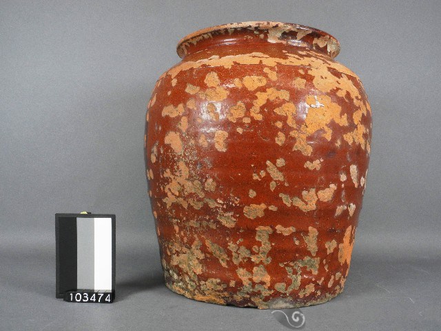 赤釉磚胎甕藏品圖，第1張