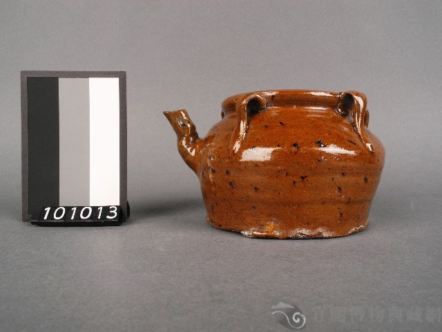 四繫油罐藏品圖，第1張