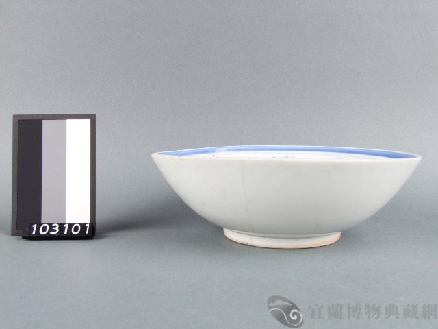 藍綠彩花卉紋碗藏品圖，第2張