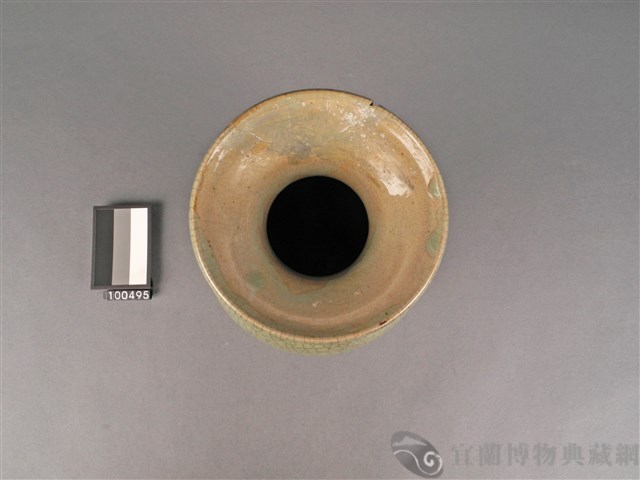 豆青釉開片紋花瓶藏品圖，第2張