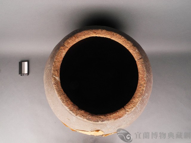 赤釉缸藏品圖，第2張