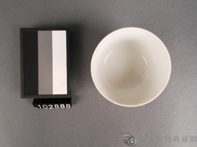 彩繪花卉紋杯藏品圖，第2張