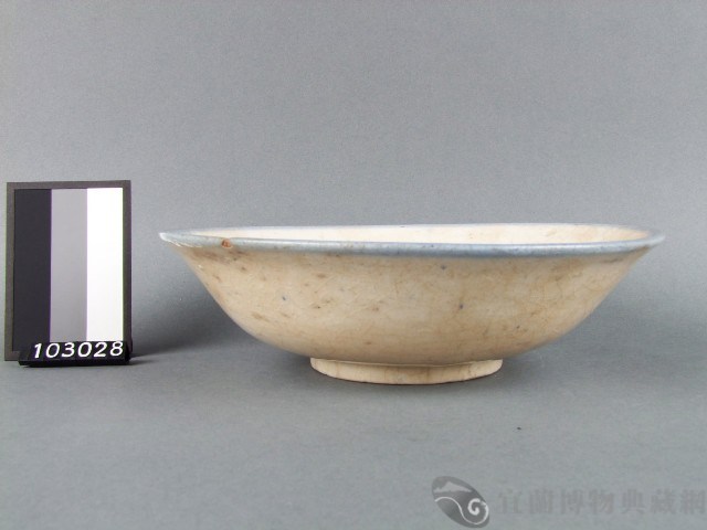 紅藍彩花卉紋碗藏品圖，第2張